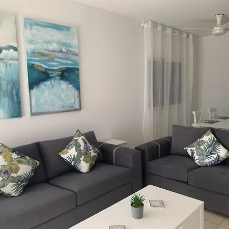 Limnaria Gardens - Modern Sunny 2 Bed Paphos