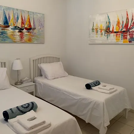 Limnaria Gardens - Modern Sunny 2 Bed * Paphos
